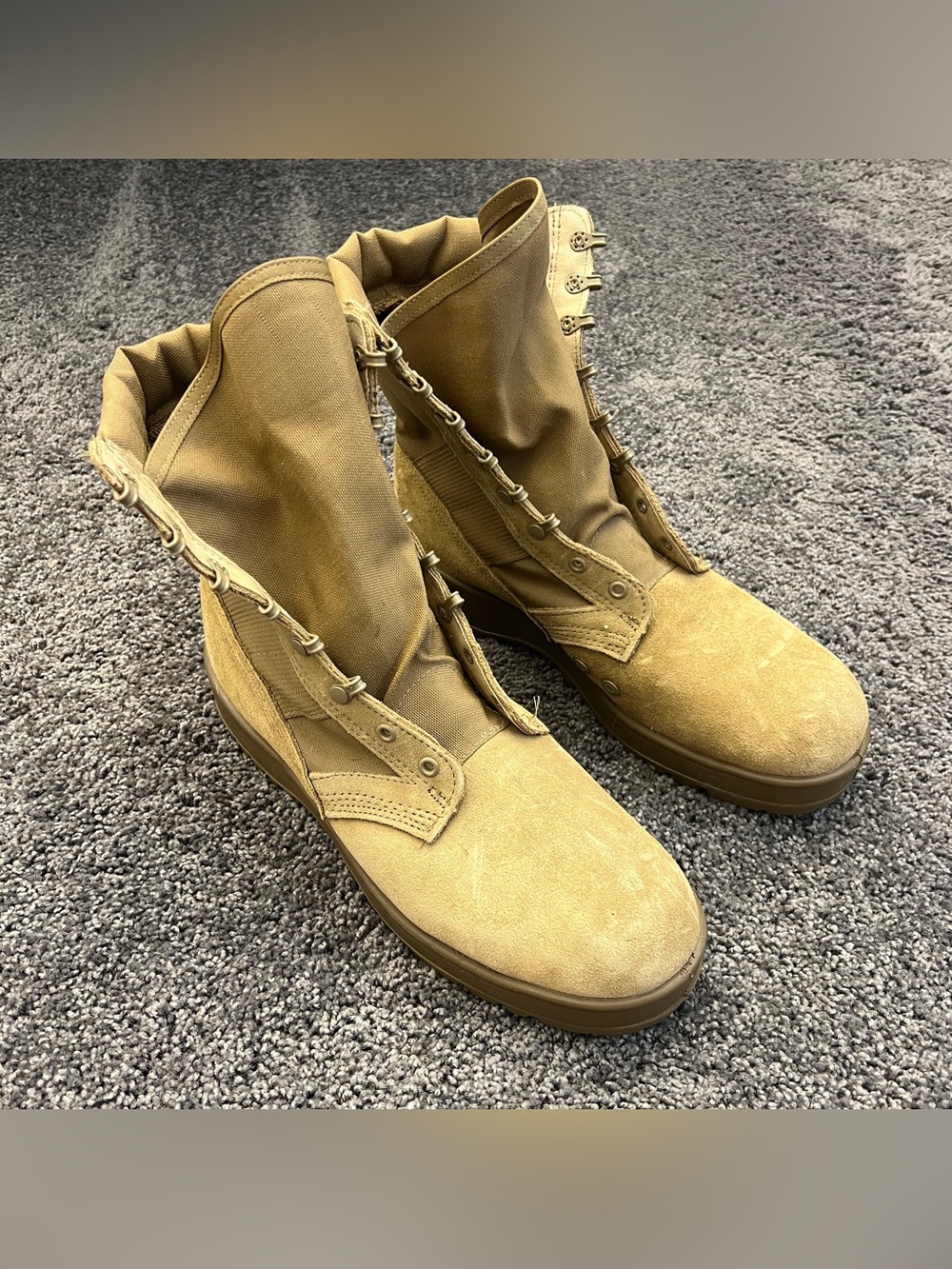 Vibram US Military Issue Boots Men’s Size 12R Combat Hot Weather Coyote EU 46